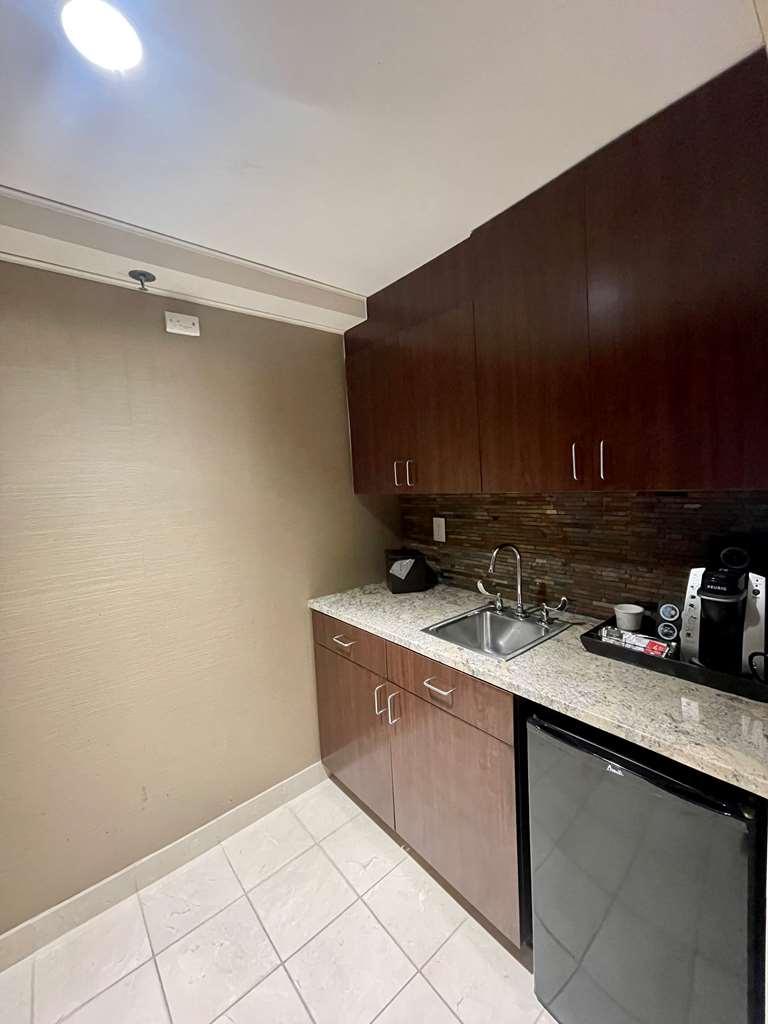 Brandywine Plaza Hotel Claymont Rom bilde